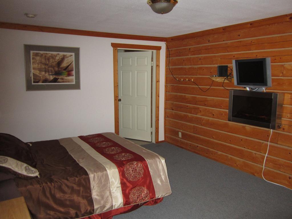 Spirit Lake Lodge Whitehorse Ruang foto