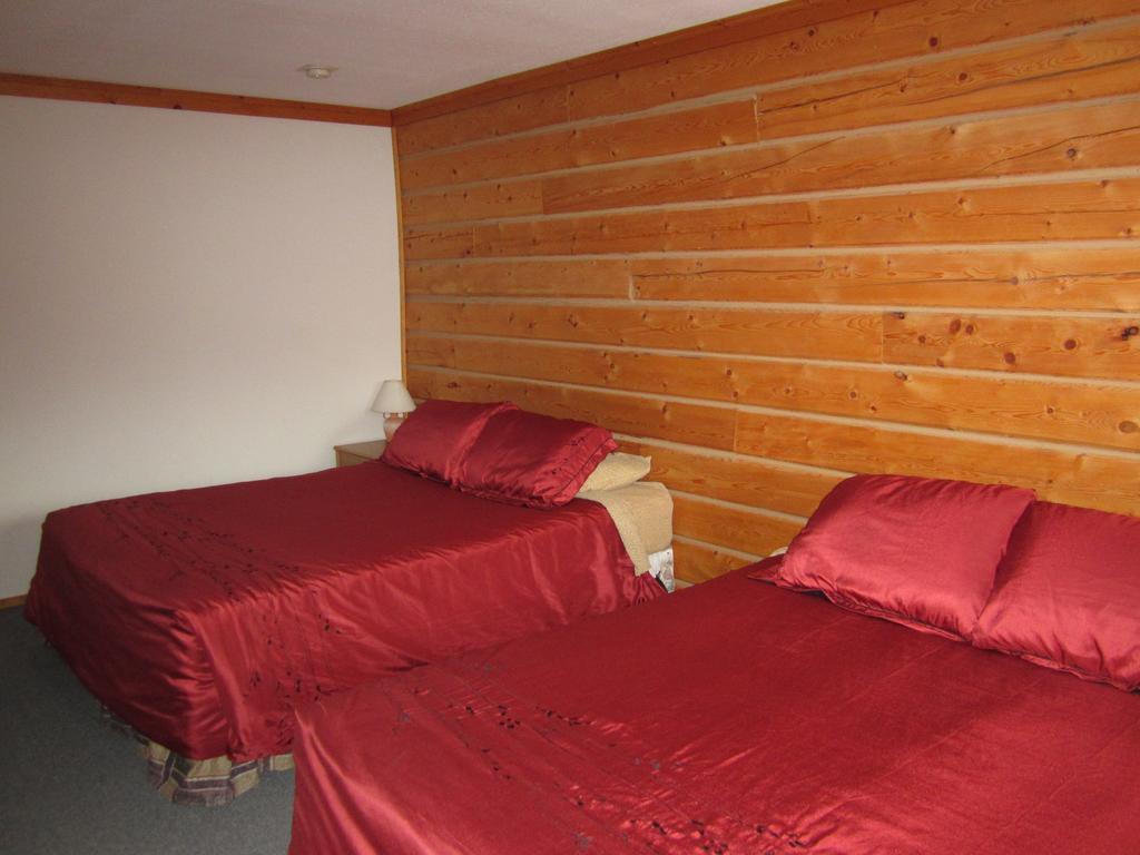 Spirit Lake Lodge Whitehorse Ruang foto