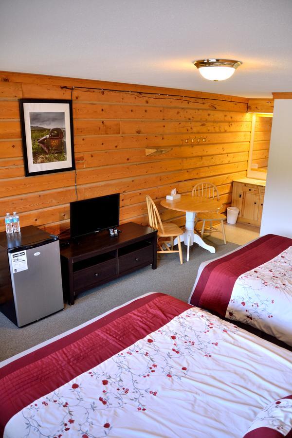Spirit Lake Lodge Whitehorse Bagian luar foto