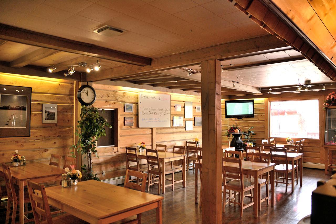 Spirit Lake Lodge Whitehorse Bagian luar foto